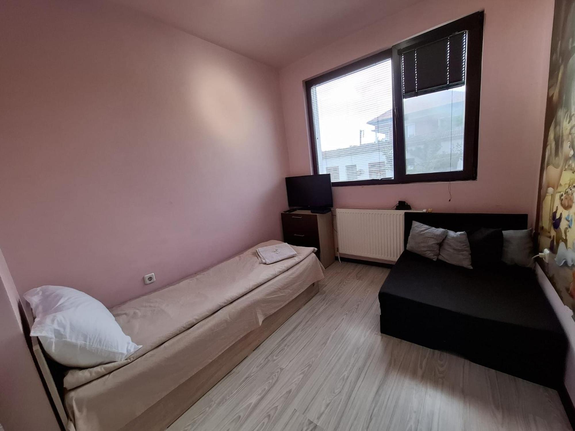 Guest Rooms Simona 2 Opanec Kültér fotó